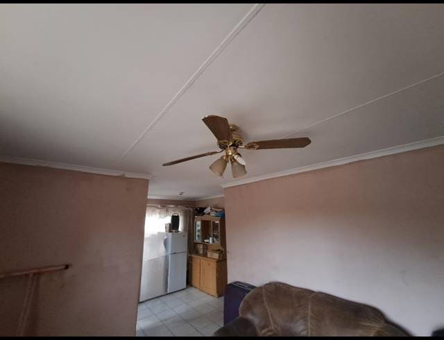 3 BEDROOM FREESTANDING FOR SALE IN PANORAMA GARDENS